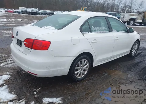 2013 Volkswagen Jetta 2.5L Se z USA, uszkodzony, nr VIN 3VWDP7AJ8DM439573